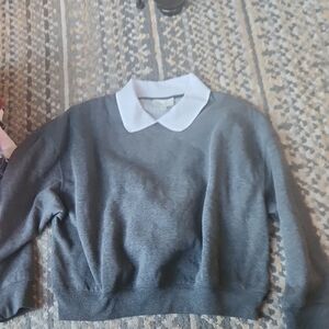 Hippie Rose Gray Sweater with White Collar